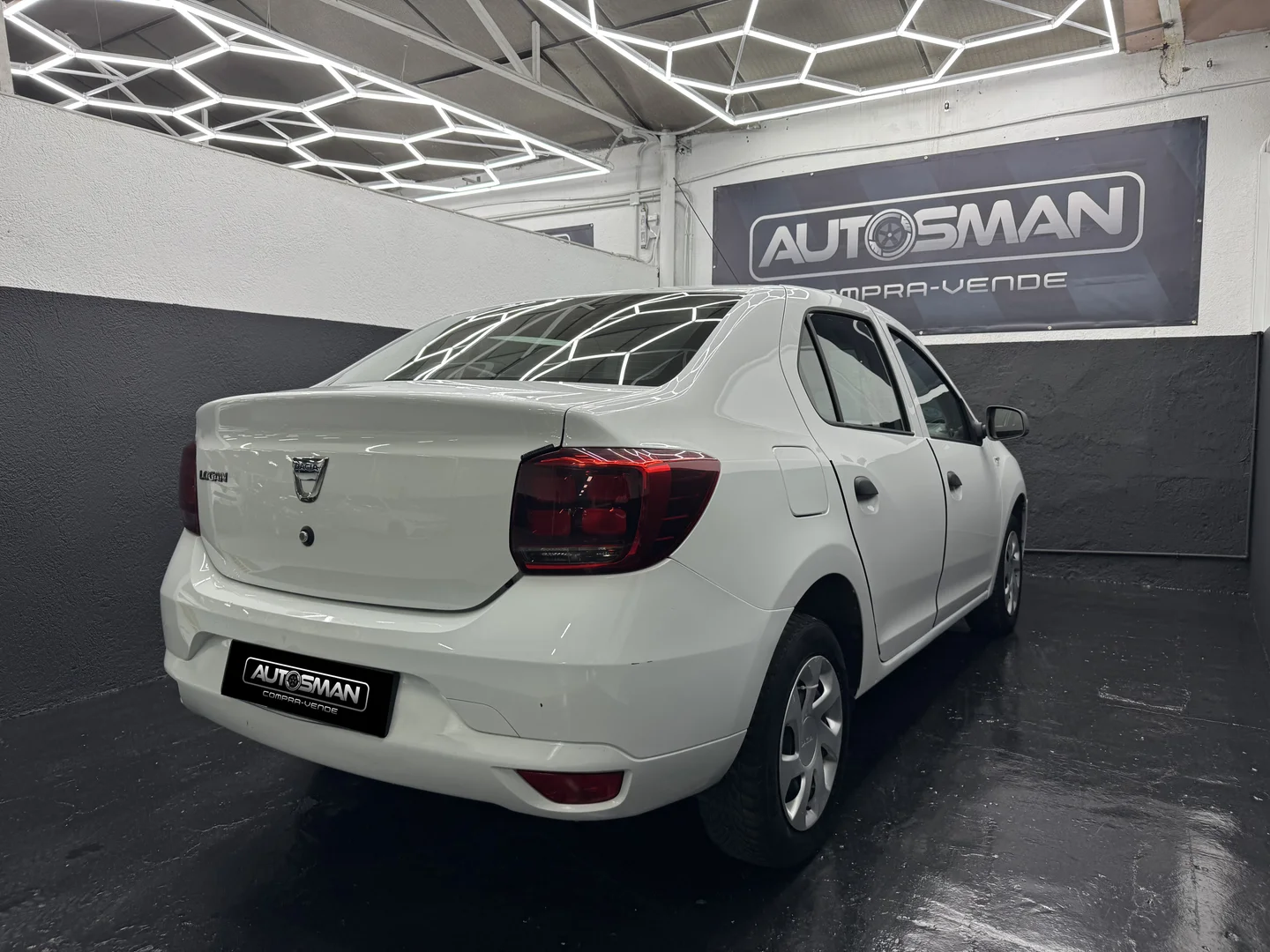 DACIA Logan Essential 1.0 2020 Gasolina Blanco - Detalle